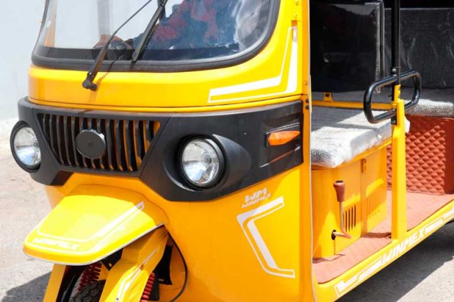 frente-moto-taxi frente-moto-taxi